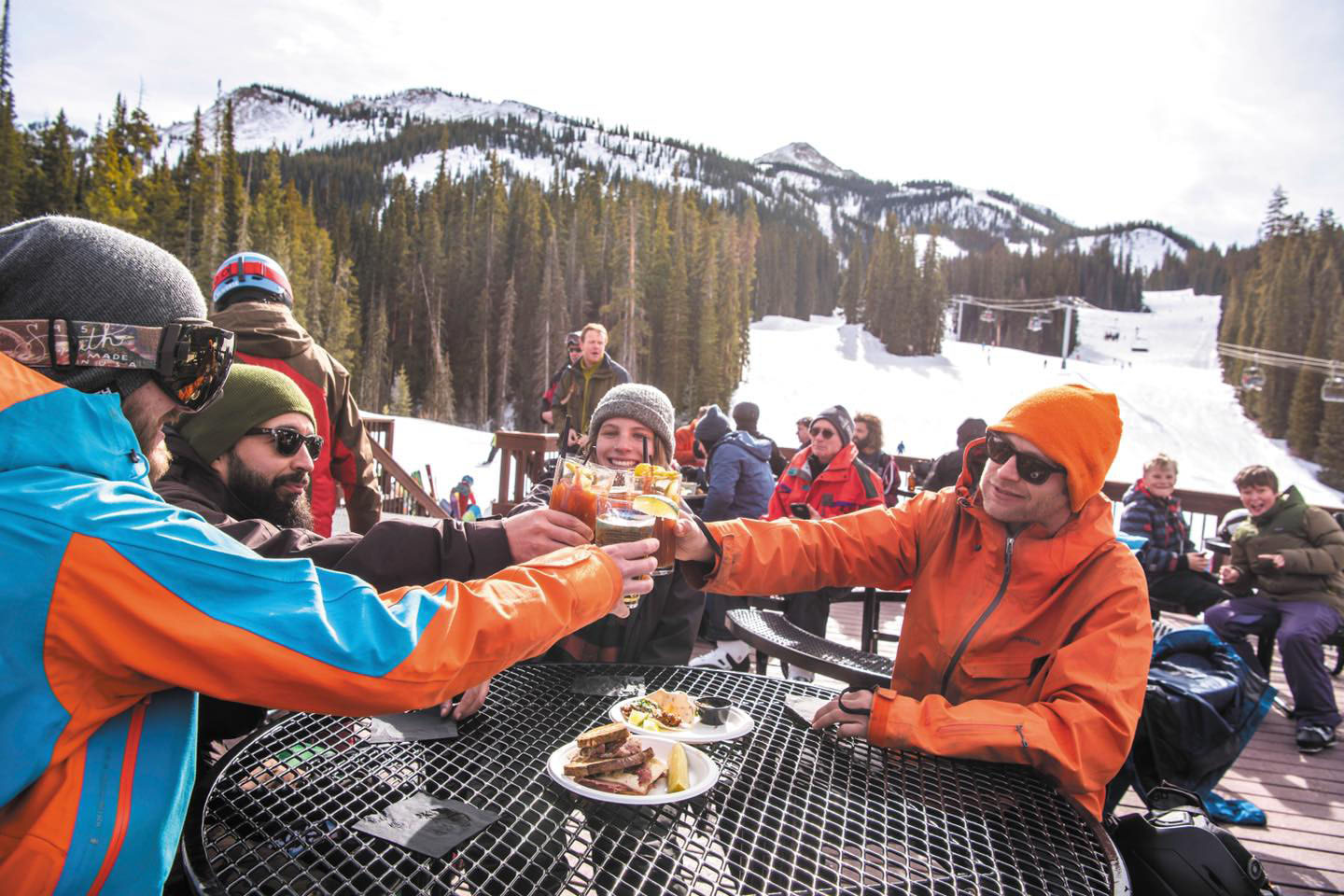 Paradise Warming House - Crested Butte On Mountain Bar & Restaurant