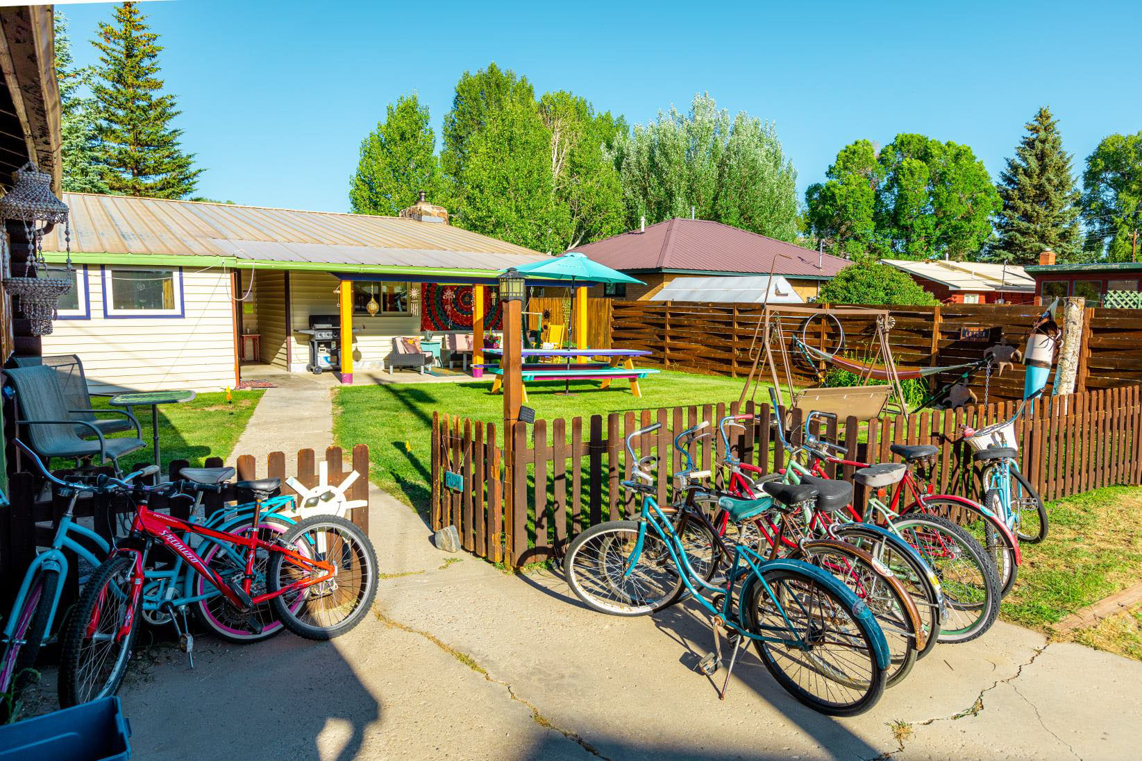 The Wanderlust Hostel - Gunnison Colorado Hostel