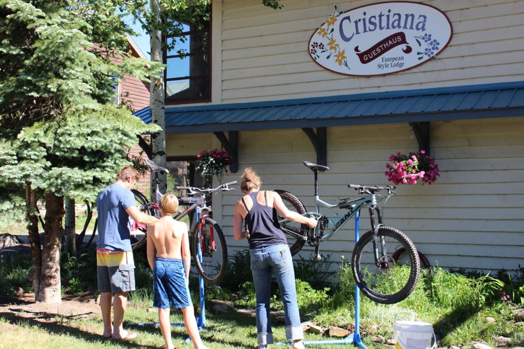 Cristiana Guesthaus - Crested Butte Colorado Hotel